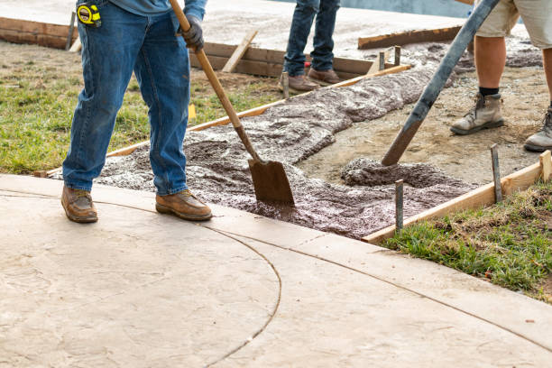 Best Concrete Sidewalk Installation  in Bristol, IN